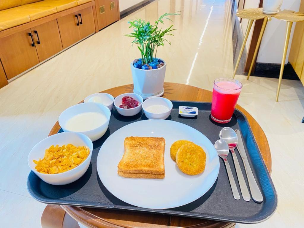 The Urban Hive Hotel Belagavi Zewnętrze zdjęcie